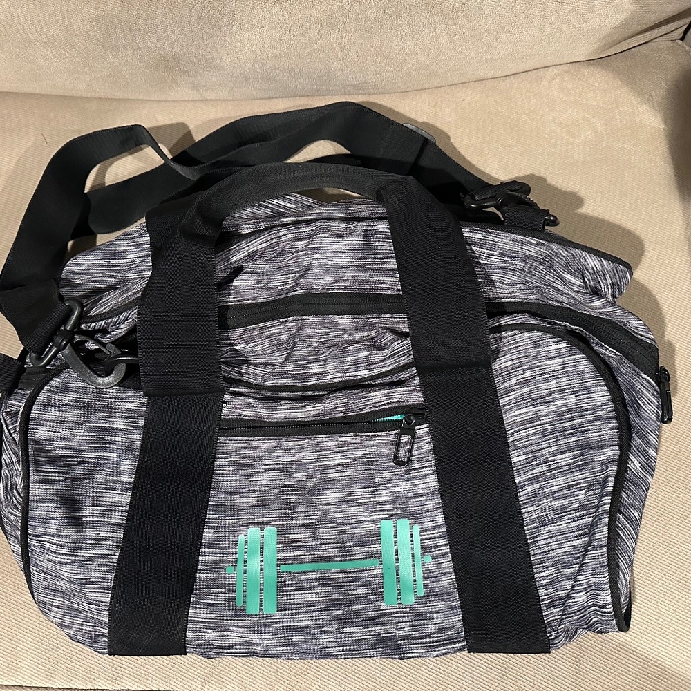 Barbella Duffle Bg